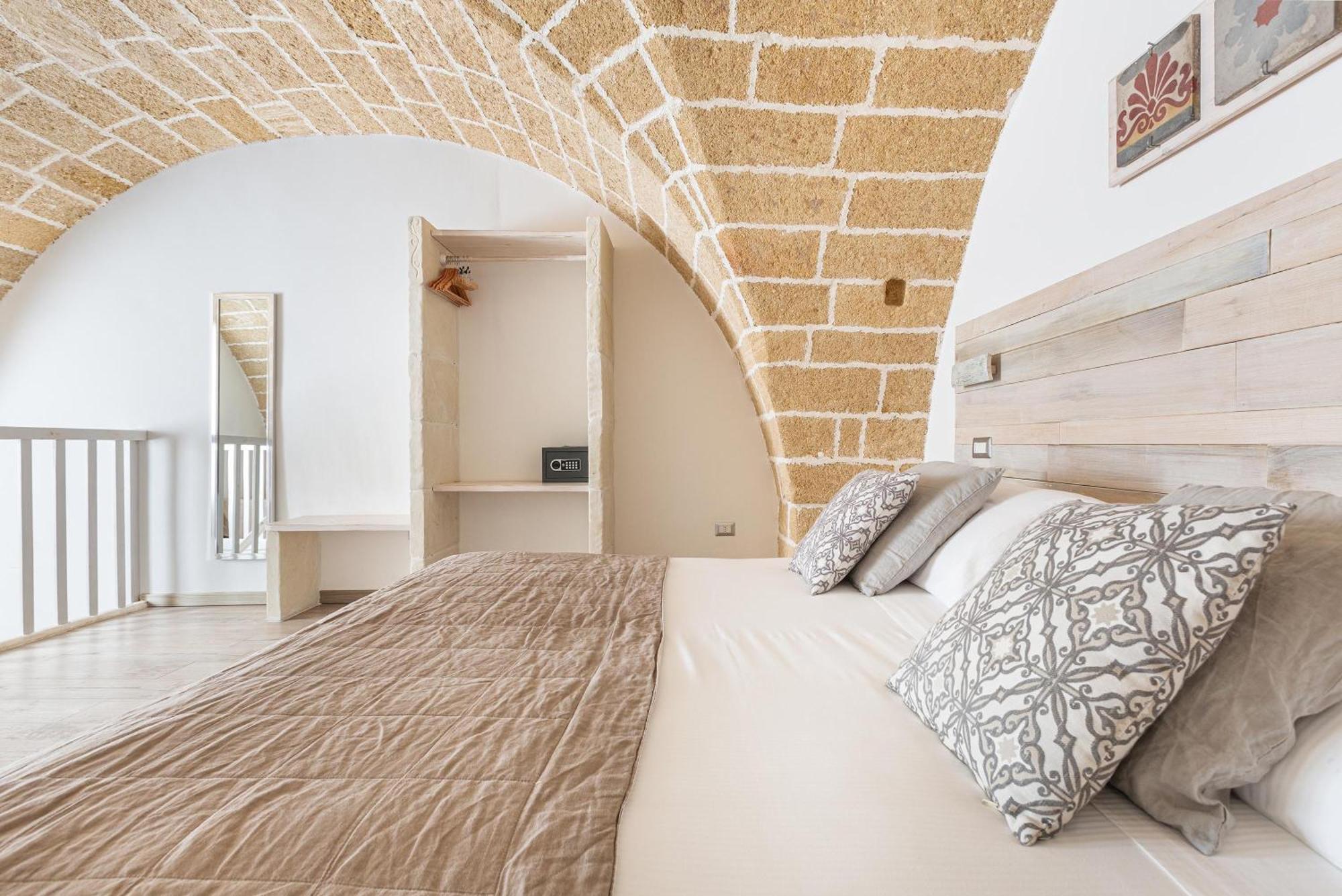 Duplex Quadruple Room