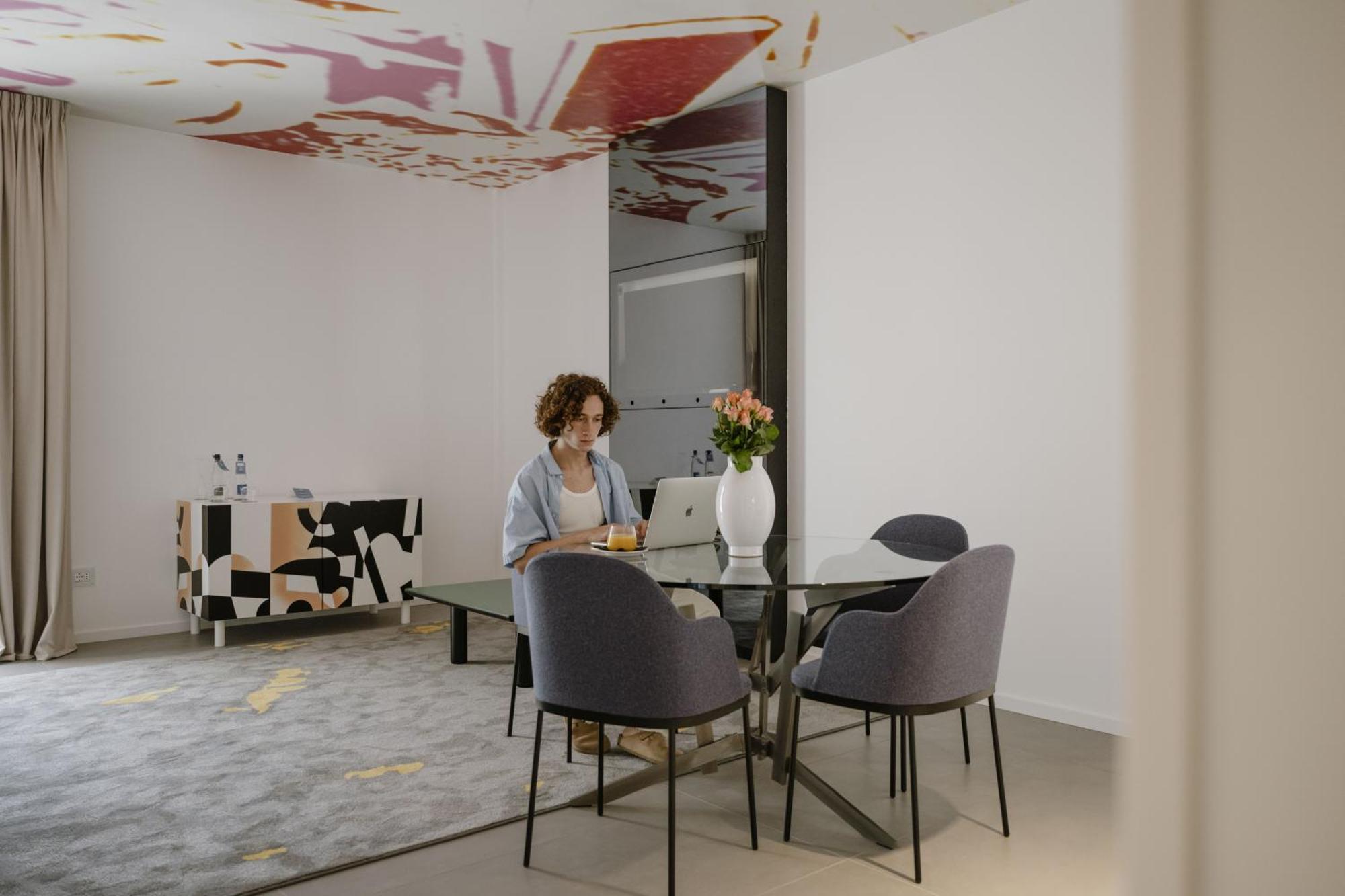 Suite Executive