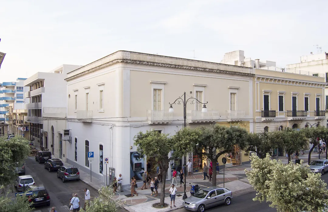 Relais Carlo V - Palazzo Storico-1