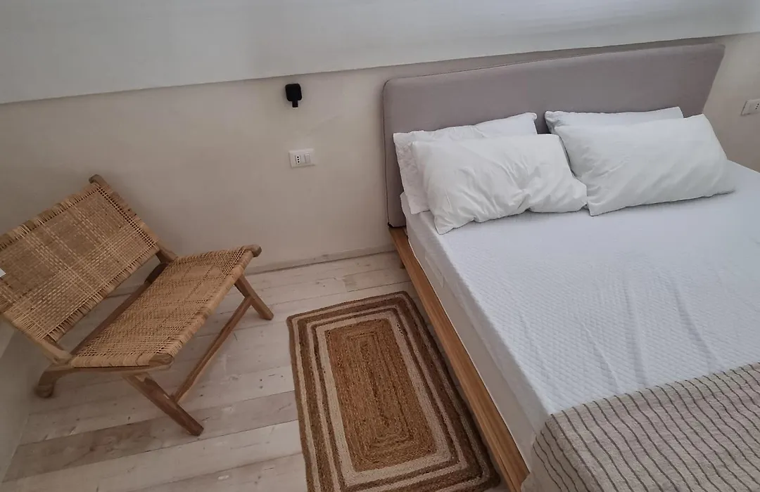 La Bella Volta - Elegant Rooms-1