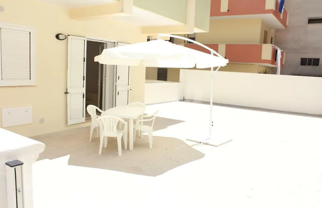 Bilocali White-1