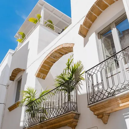 Corte Patitari - by Patitari Suites-3