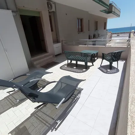 B&B Lungomare Galilei-3