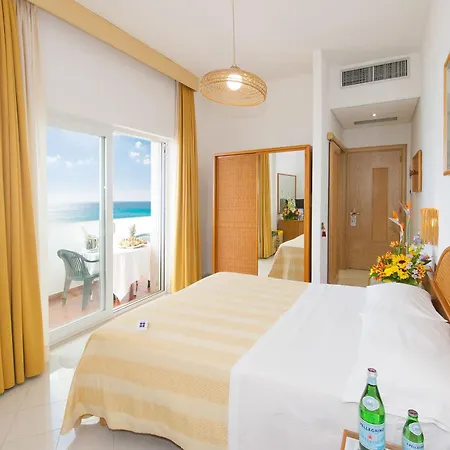 Ecoresort Le Sirene - Caroli Hotels-2