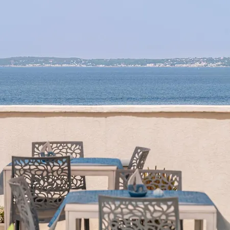 Dei Del Mare Boutique Rooms-2